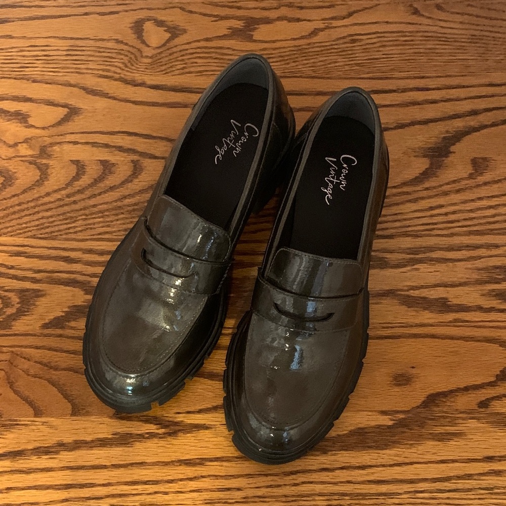 Crown Vintage Glossy Black Patent Lug Sole Loafers